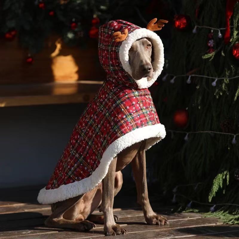 Christmas Reindeer Plaid Cape for Large Dogs – Cozy Winter Holiday Cloak