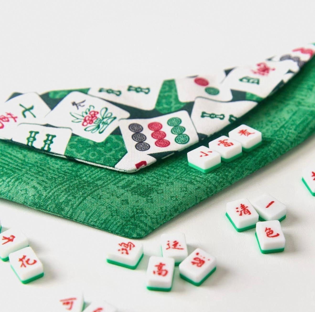 Mahjong Pet Bib