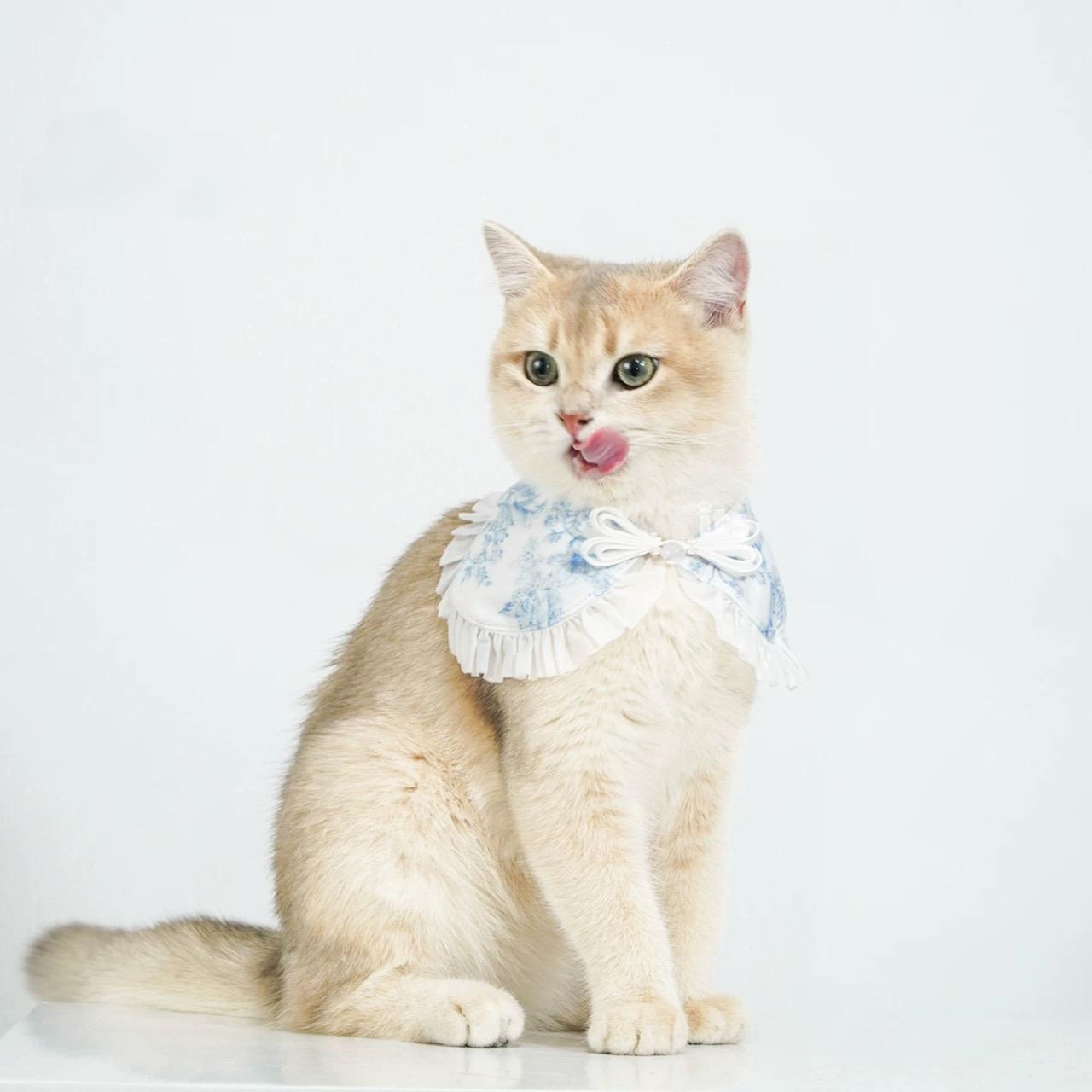 Serene Azure Ruffle Bib – "Youlan Chuiyi" Collection